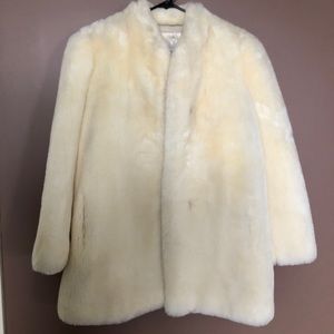 Gloria Vanderbilt Borg Vintage Cream Fur Coat